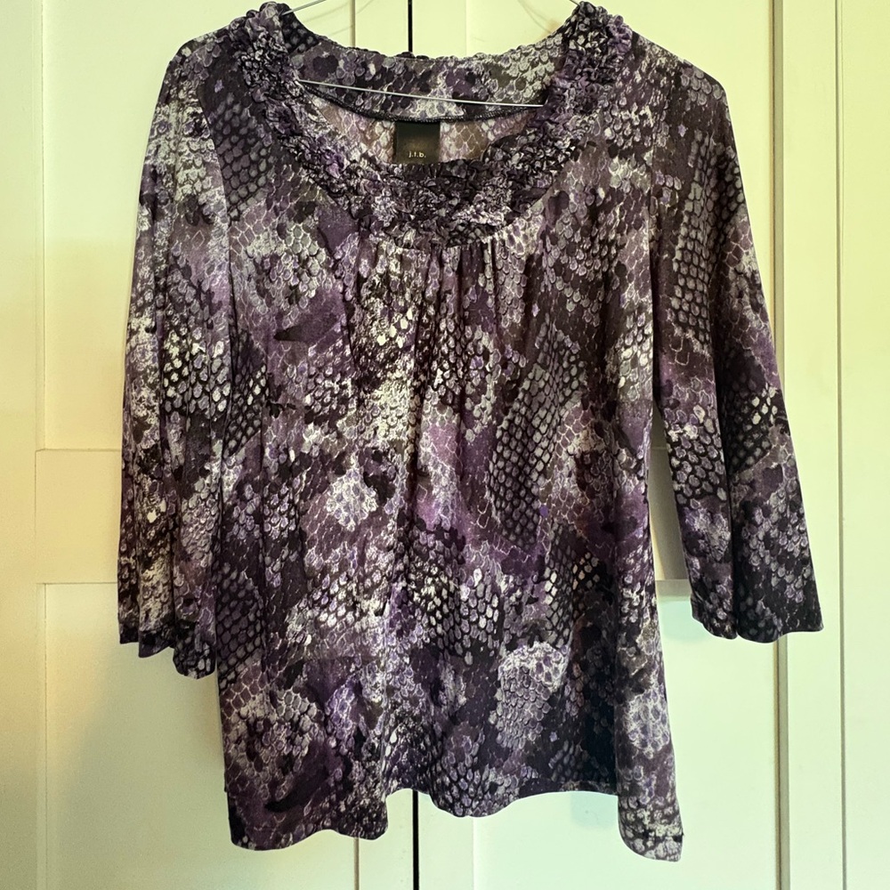 Ribbed Relaxed Purple and Black Blouse